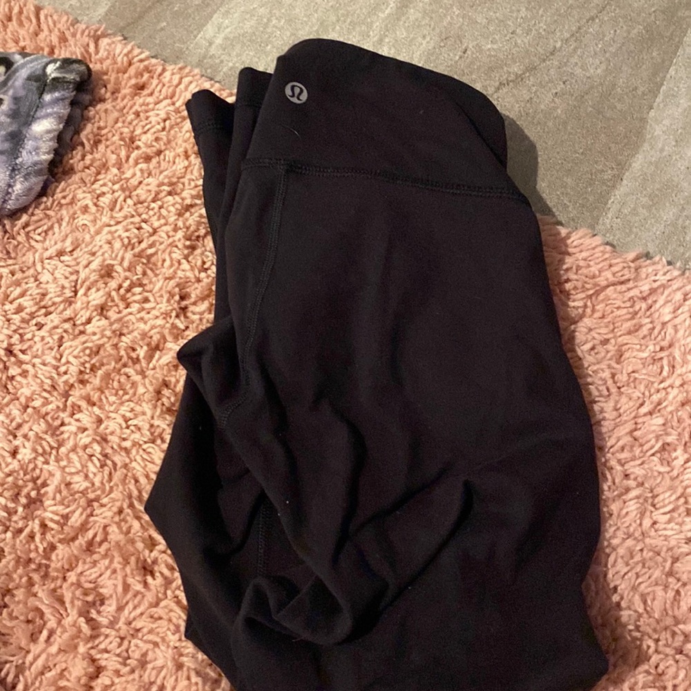 Lululemon black leggins
